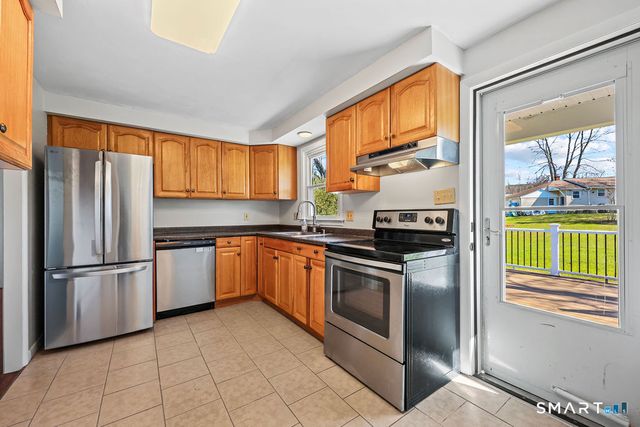 7 Farmstead Lane, Ellington, CT 06029