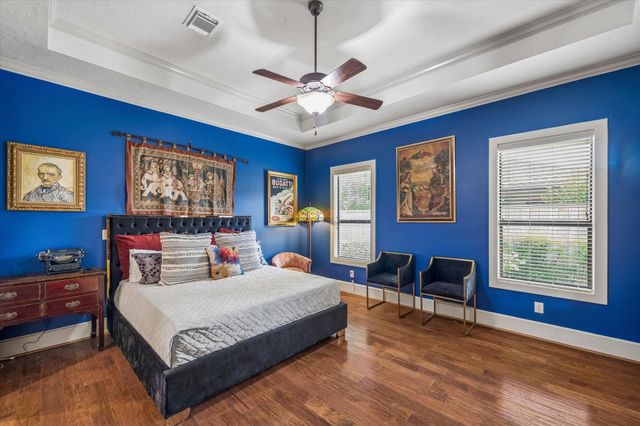 70 Shadow Creek Ridge Drive, Spring, TX 77389