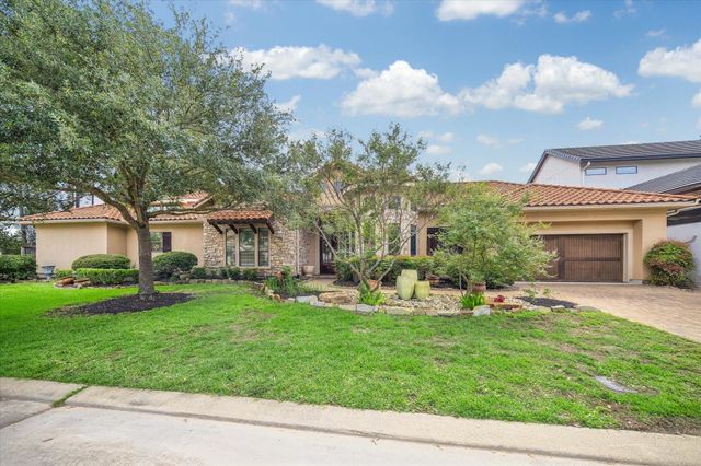 70 Shadow Creek Ridge Drive, Spring, TX 77389