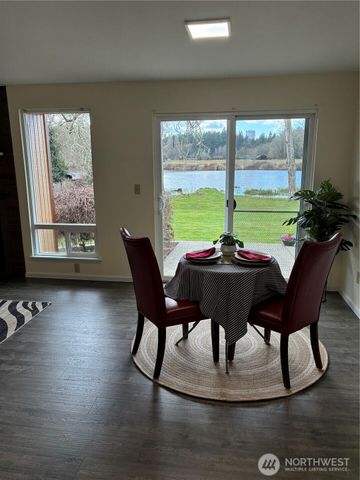 2413 Westlake Drive SE, Lacey, WA 98503