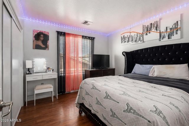 1917 W BURGESS Lane, Phoenix, AZ 85041