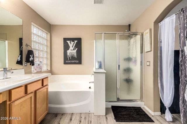 1917 W BURGESS Lane, Phoenix, AZ 85041