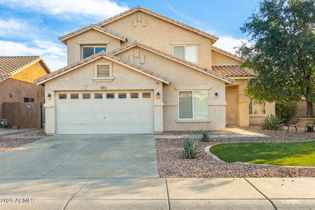 1917 W BURGESS Lane, Phoenix, AZ 85041