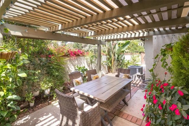 6 Fabriano, Irvine, CA 92620