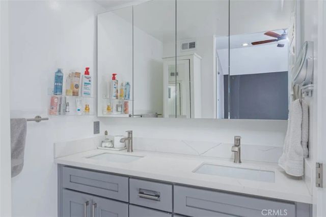 6 Fabriano, Irvine, CA 92620