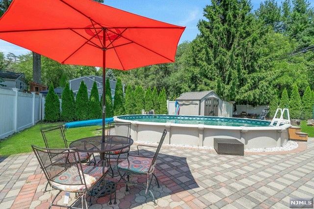 74 West Saddle River Road, Waldwick, NJ 07463