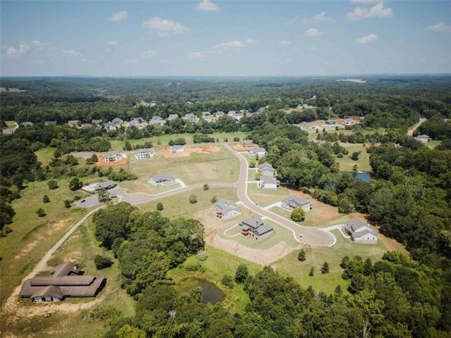 438 Races Road, Hoschton, GA 30548