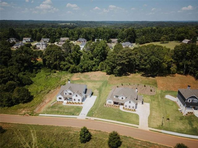 438 Races Road, Hoschton, GA 30548
