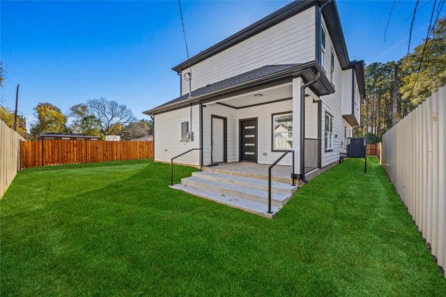 6063 Townsan Road, Houston, TX 77396