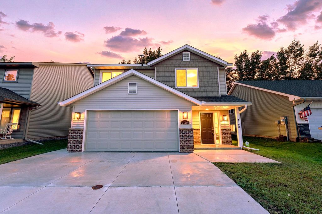 3090 212th Street W, Farmington, MN 55024 — exterior