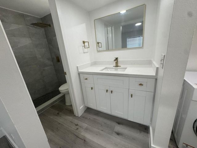 5525 SW 41st Street 305, Pembroke Park, FL 33023