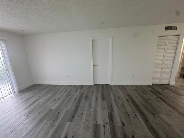 5525 SW 41st Street 305, Pembroke Park, FL 33023