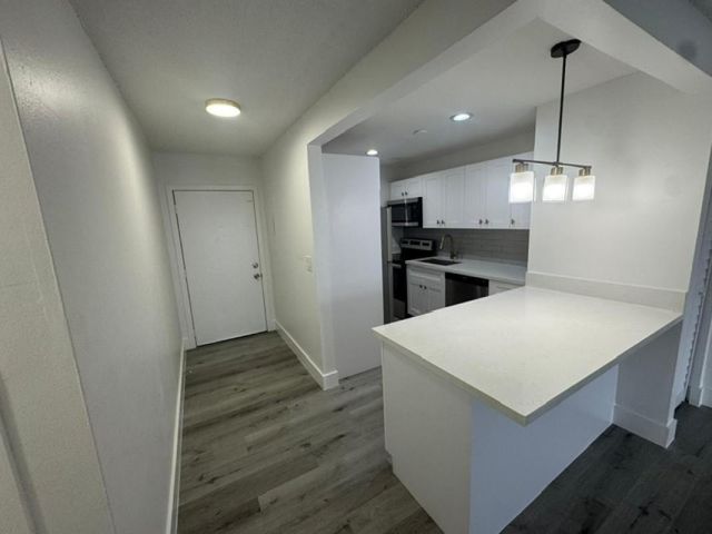 5525 SW 41st Street 305, Pembroke Park, FL 33023