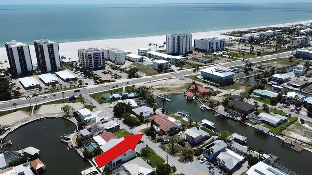 139 Ibis ST, Fort Myers Beach, FL 33931