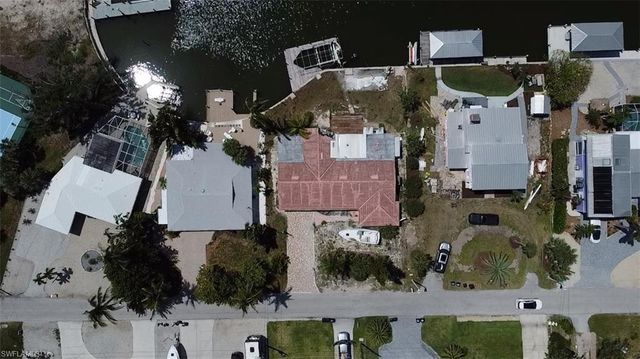 139 Ibis ST, Fort Myers Beach, FL 33931
