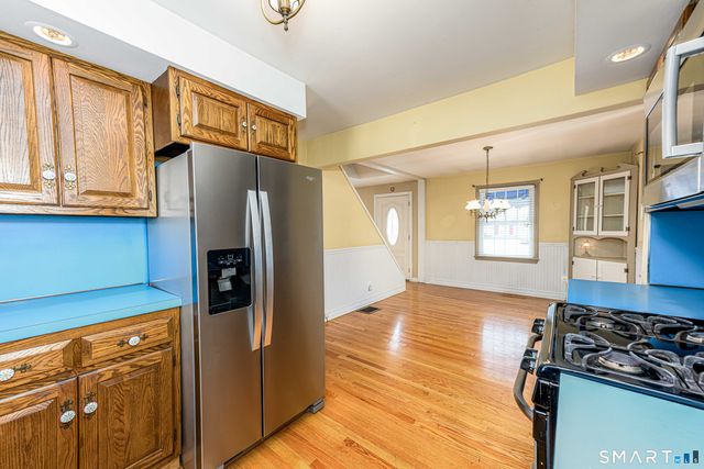 45 Westview Street, Hamden, CT 06514