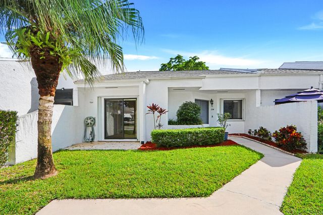 234 PAR Drive, Royal Palm Beach, FL 33411