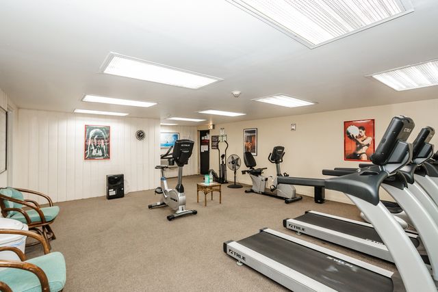 6700 S Brainard Avenue 411, Countryside, IL 60525
