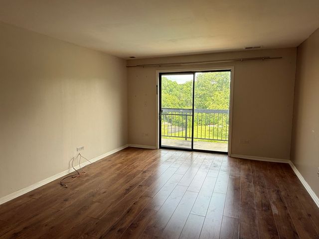 6700 S Brainard Avenue 411, Countryside, IL 60525