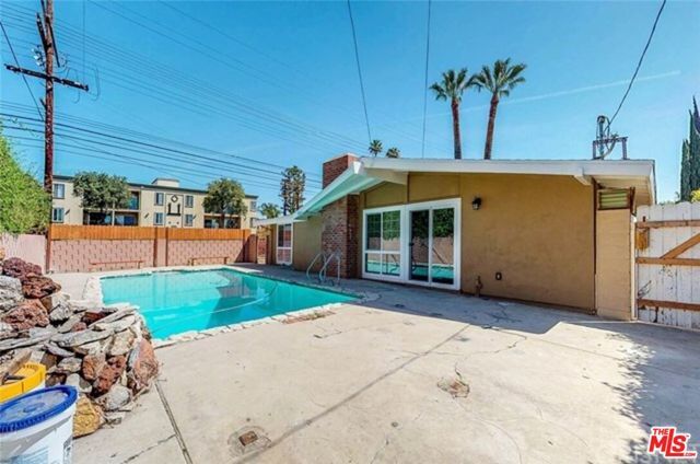 6763 Lurline Avenue, Winnetka (los Angeles), CA 91306