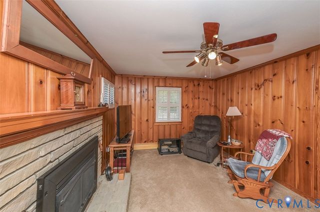 106 Covey Rd, Sandston, VA 23150