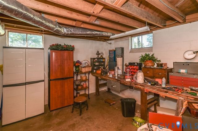 106 Covey Rd, Sandston, VA 23150