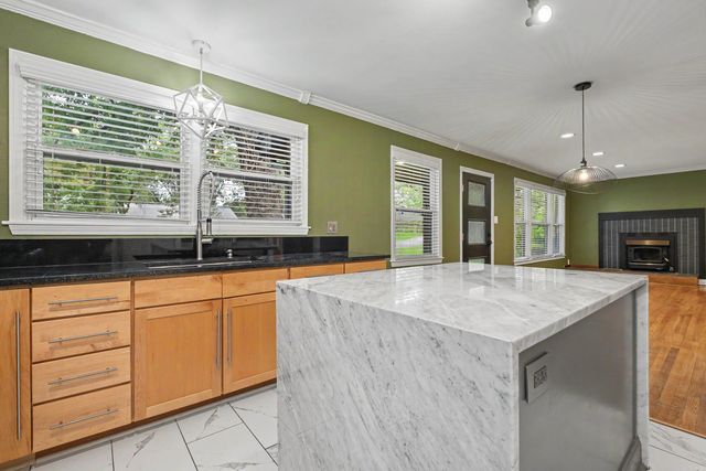 6725 Kavanaugh Place, Little Rock, AR 72207