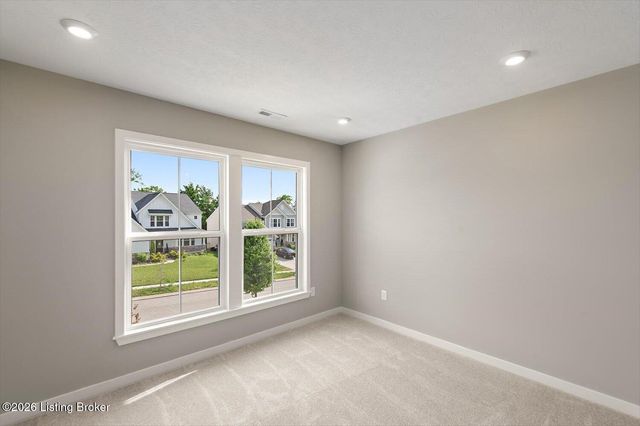 10537 Vista View Dr, Louisville, KY 40291