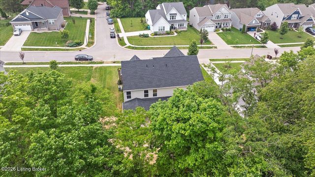10537 Vista View Dr, Louisville, KY 40291