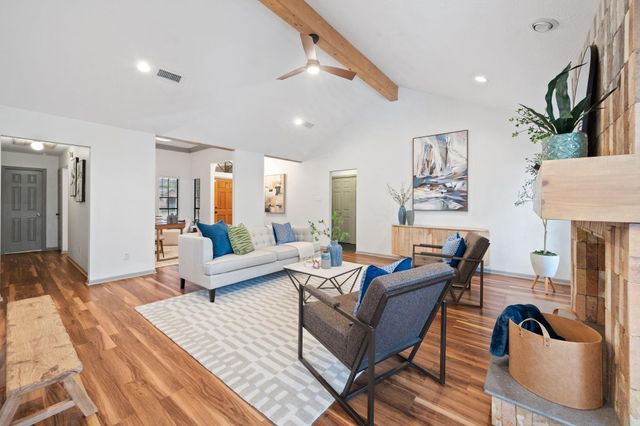 1914 Fir Tree Drive, League City, TX 77573