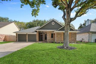 1914 Fir Tree Drive, League City, TX 77573