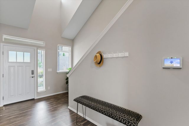8587 N James Dr, Spokane, WA 99208