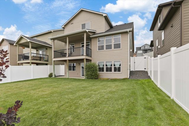 8587 N James Dr, Spokane, WA 99208