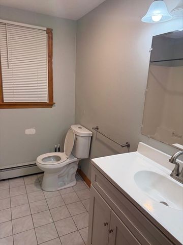 61 Tracey St 2, Peabody, MA 01960