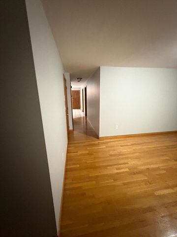 61 Tracey St 2, Peabody, MA 01960