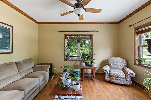 1705 Ravin Nest Court, Crown Point, IN 46307