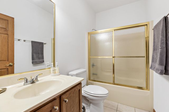 1705 Ravin Nest Court, Crown Point, IN 46307