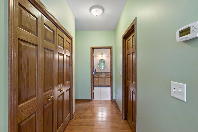 1705 Ravin Nest Court, Crown Point, IN 46307