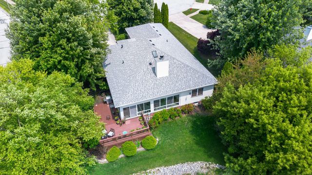 1705 Ravin Nest Court, Crown Point, IN 46307