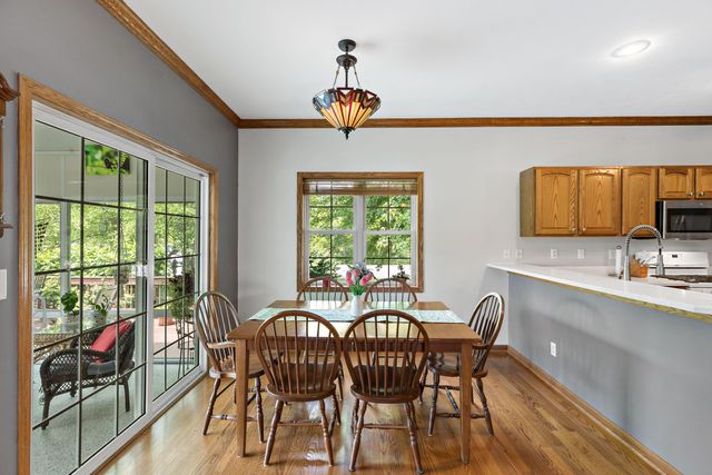 1705 Ravin Nest Court, Crown Point, IN 46307