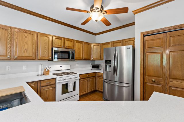 1705 Ravin Nest Court, Crown Point, IN 46307