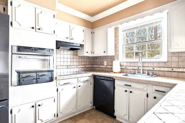 101 Pine Vista Street, Hot Springs, AR 71901