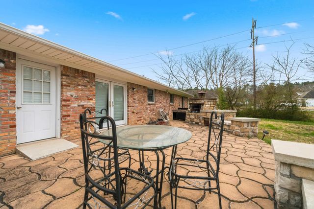 101 Pine Vista Street, Hot Springs, AR 71901