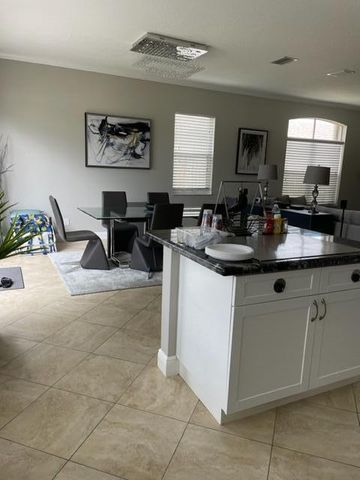 7891 Manor Forest Boulevard, Boynton Beach, FL 33436