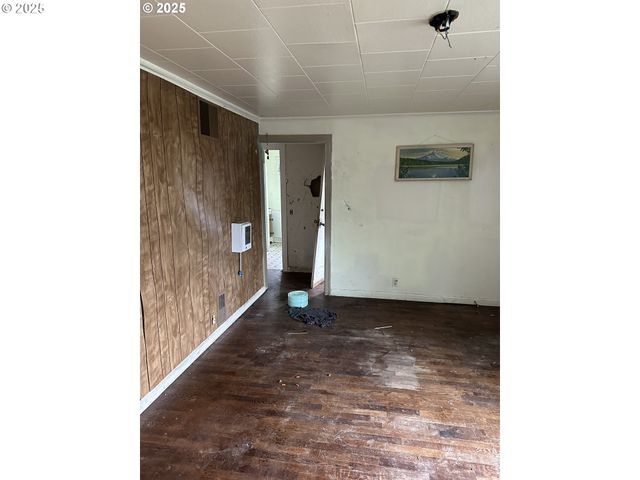 168 N CLEVELAND St, Eugene, OR 97402