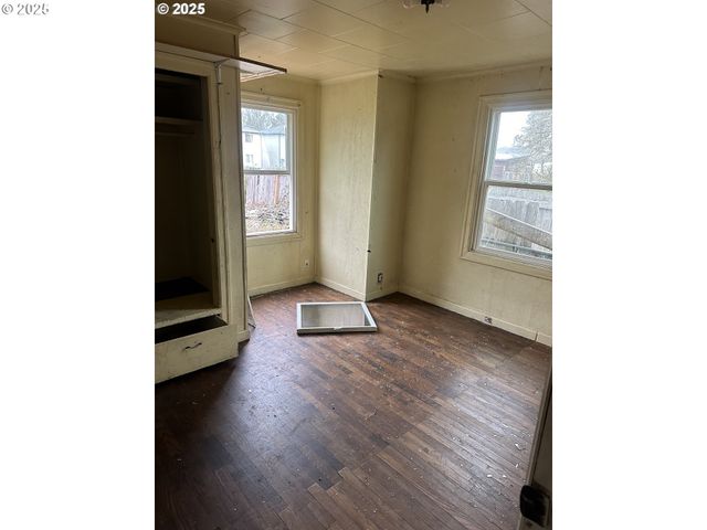 168 N CLEVELAND St, Eugene, OR 97402