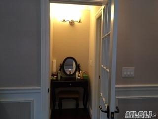 48-15 Overbrook Street, Douglaston, NY 11362