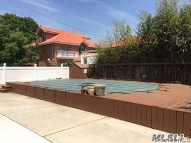 48-15 Overbrook Street, Douglaston, NY 11362