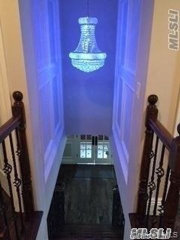 48-15 Overbrook Street, Douglaston, NY 11362