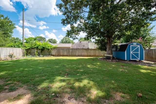 12601 Misty Creek Drive, Little Rock, AR 72211